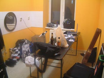 6-Berlin-Backstage-Room1